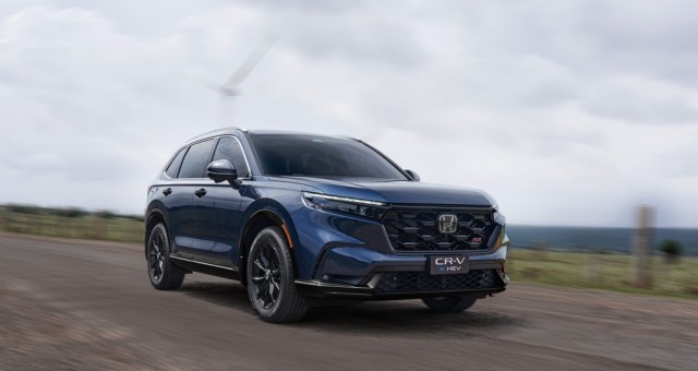 Honda CR-V e:HEV 2026 chính thức ra mắt tại Việt Nam: 2 phiên bản, lắp ráp trong nước, giá bán vẫn còn là ẩn số